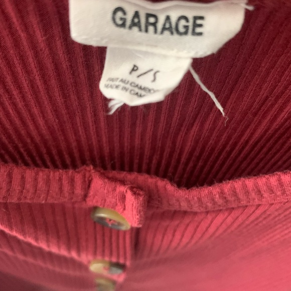 Garage Red Ribbed Button-Up Crop Top - Picture 2 of 2